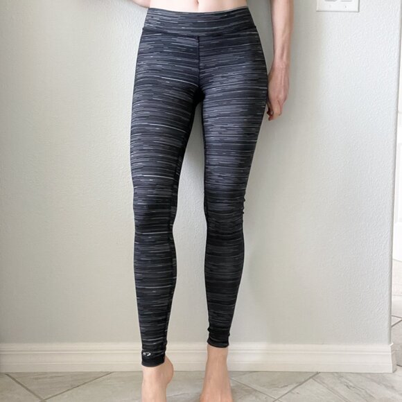 C9 Champion Duo Dry Black & Gray Graphic Leggings (XS) - Picture 1 of 6